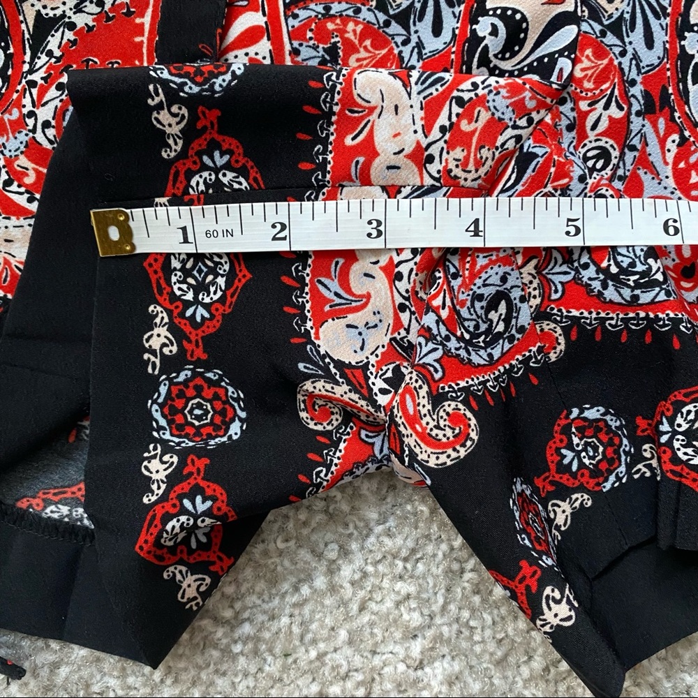 LOFT Paisley Riviera Shorts - Picture 8 of 8